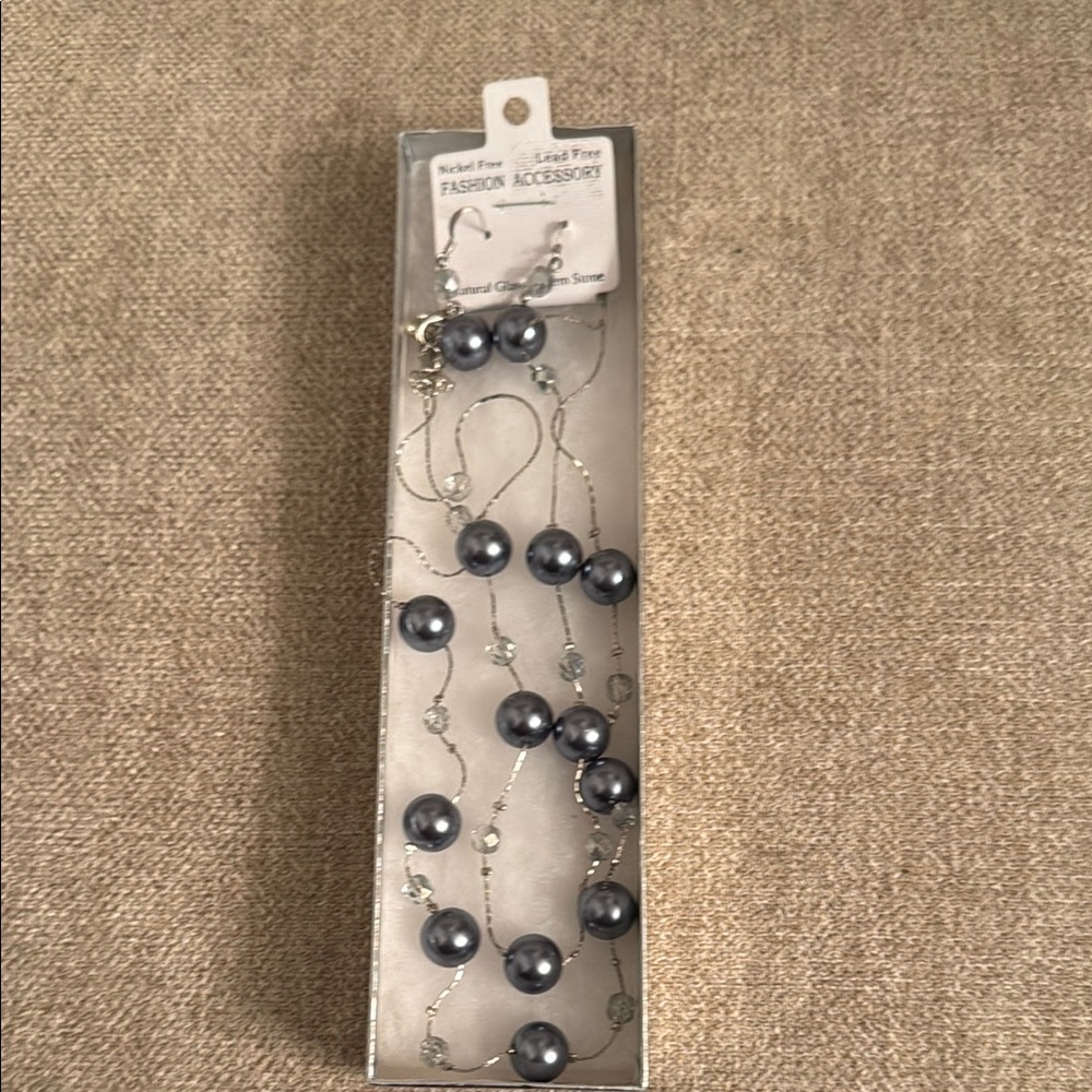 16” Elegant Gray Beaded Necklace w/nickel & lead free earrings